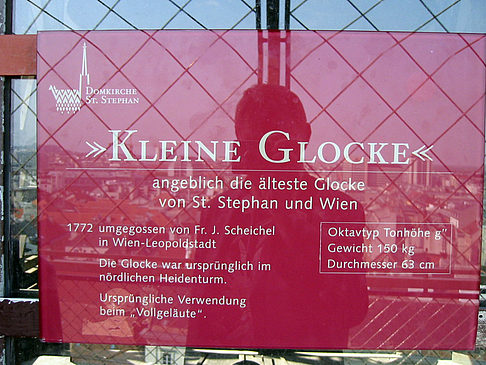 Fotos Schild am Stephansdom | Wien