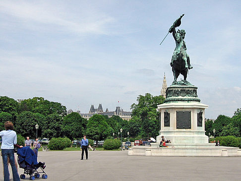 Statue von Erzherzog Karl von Feinkorn - Wien (Wien)